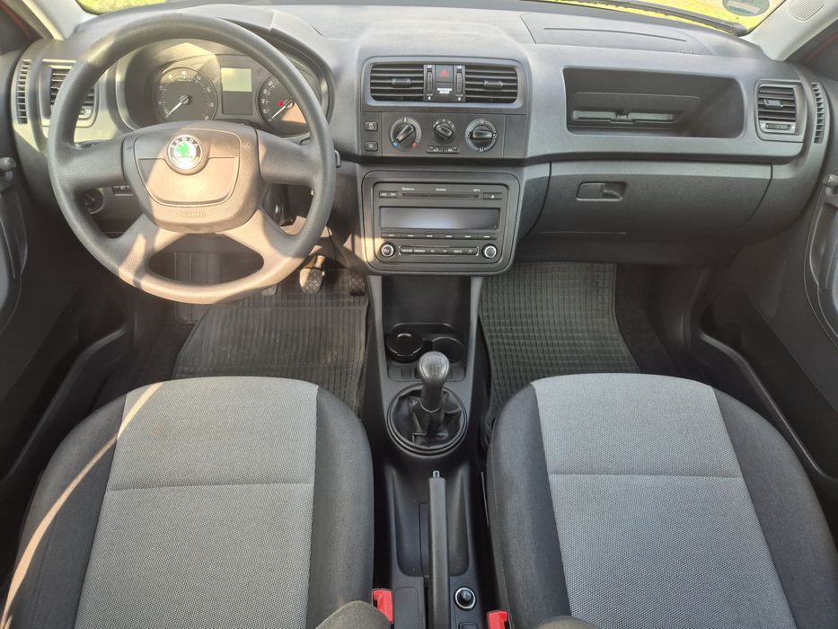 Skoda Fabia 1.2 benzina 86 cp 2011
