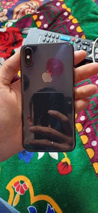 Iphone X sotiladi  srochni