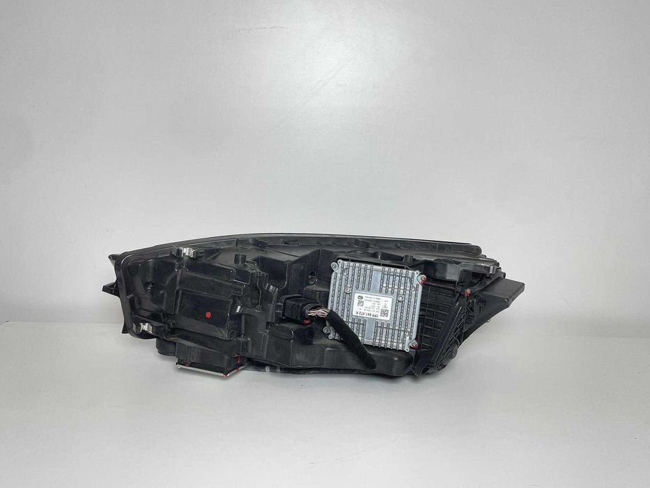 Десен фар за AUDI A7 4G