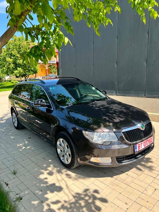 SKODA Superb 2012 — imagine 2