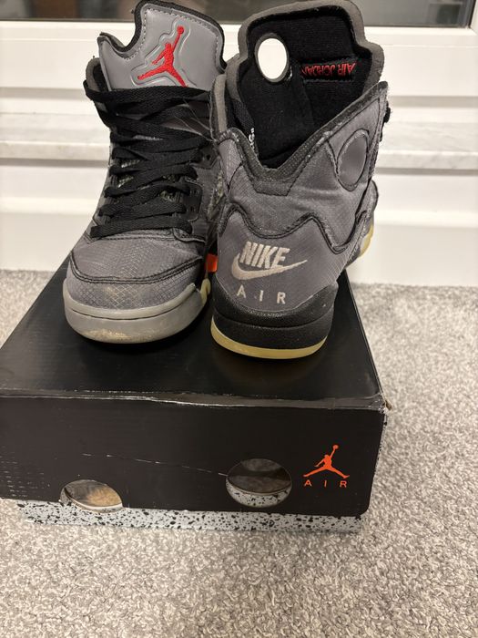 Jordan 5 off white marimea 40