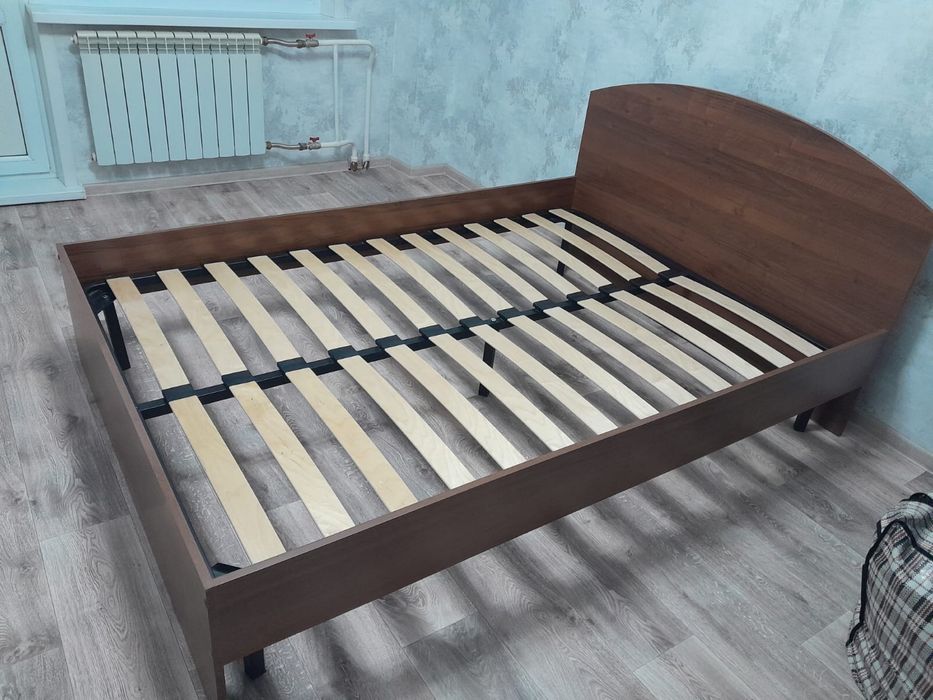 Кровать двухспальный