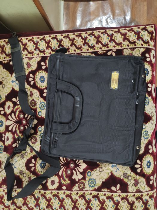 Сумка для маленьких ноут сойдет