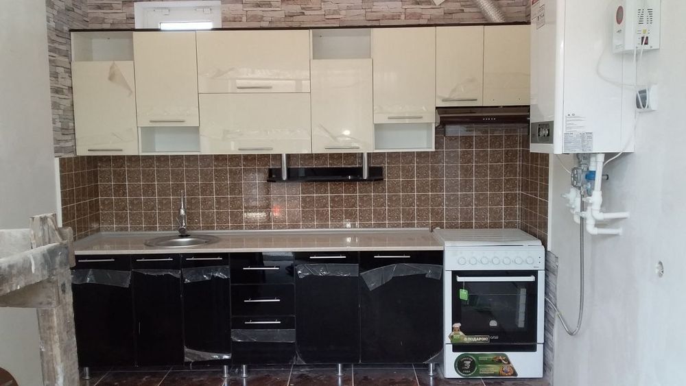 Kuxonniy mebel zakazga xoxlagan turda  xamda tayyor maxsulotlar bor .