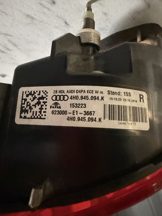 Stop audi a8 dreapta (portbagaj)