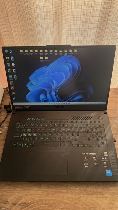 Продам ASUS TUF Gaming F17 FX707VUR