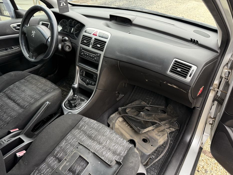 Peugeot 307 2.0 HDi 90 к.с. 2002 г. – НА ЧАСТИ