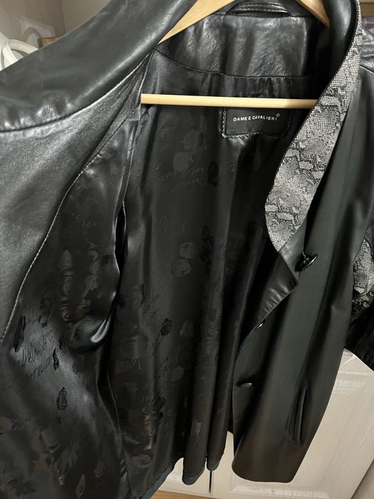 Куртка кожаная женская