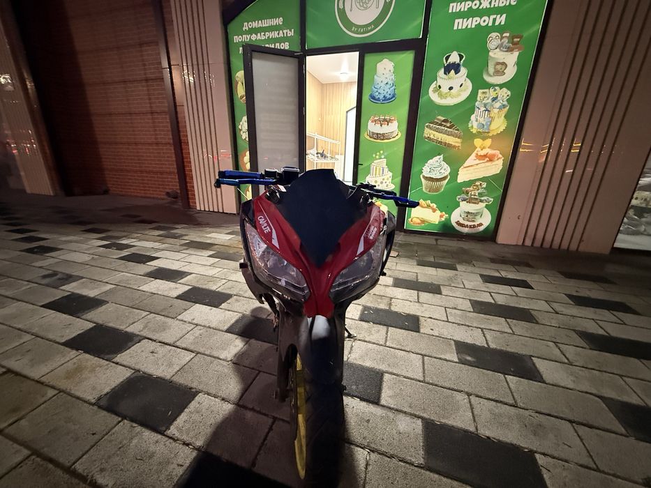 Kawasaki спорт байк