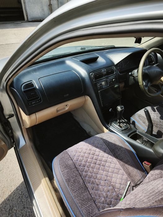 Mitsubishi Galant 8