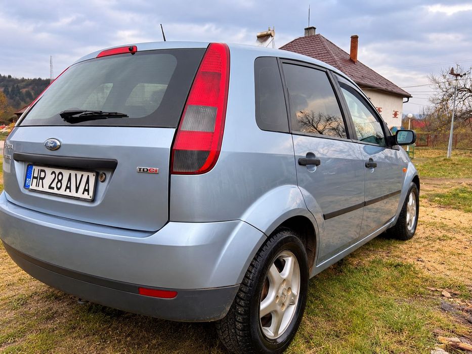 FORD Fiesta 2005 — imagine 3
