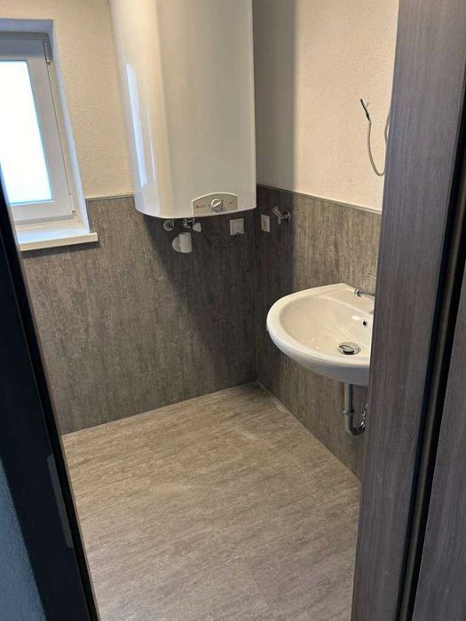 Дава се под наем Двустаен апартамент в София, Зона Б-5 - 55 кв.м за 433.5 € - Снимка #2