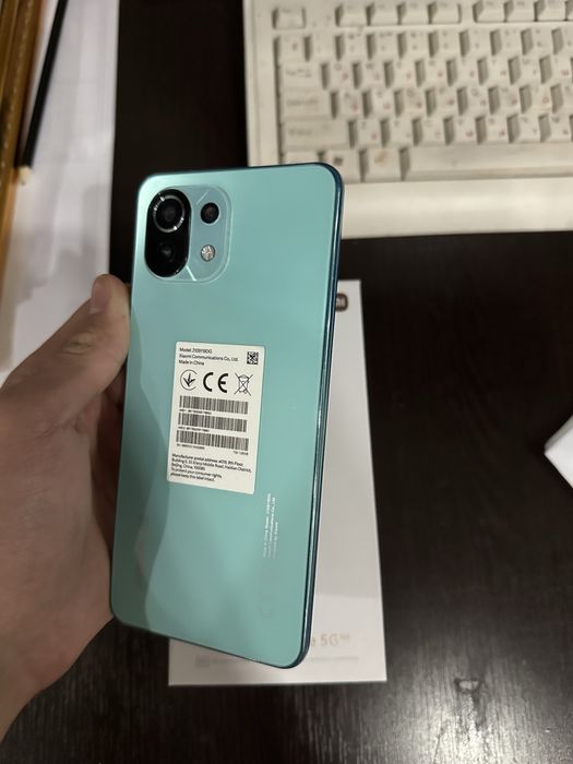 Xiaomi Mi 11 lite 5G Ne 8+8/ 128 GB karobka dokument