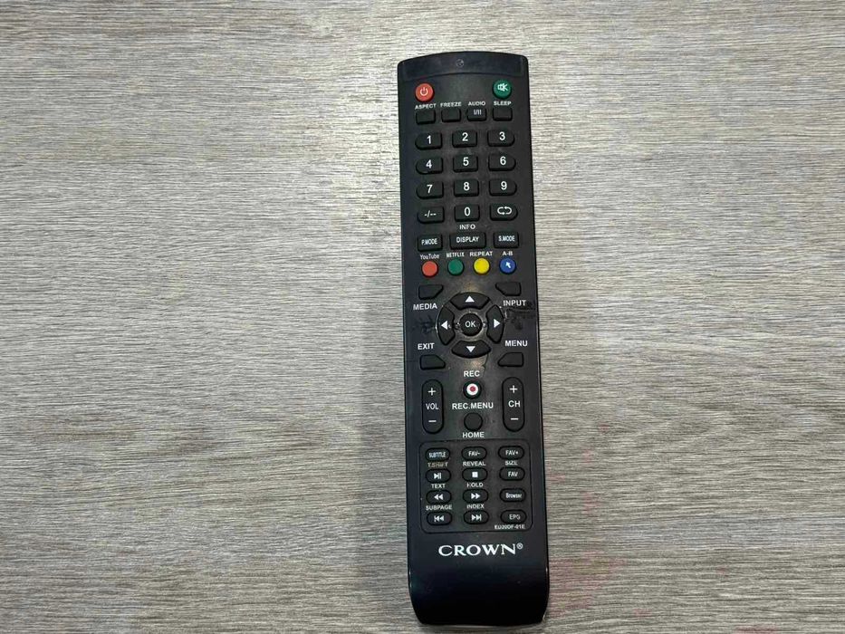 Телевизор Crown 32D19AWS