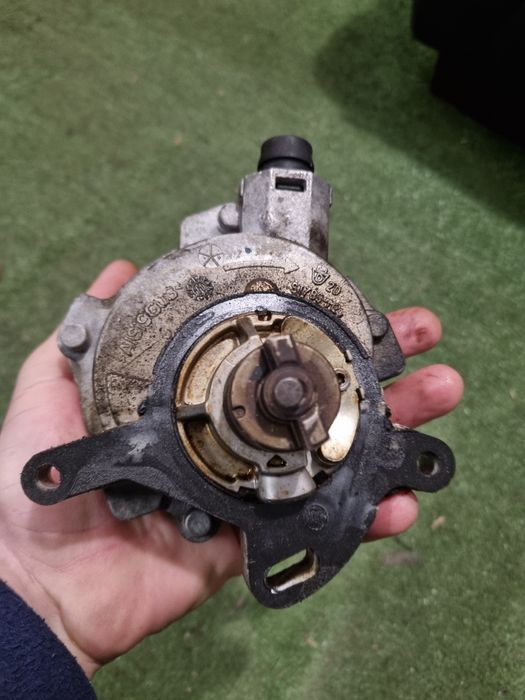 Pompa vacum 1.6 Ecoboost SCTi 182cp Ford Focus mk3 Fabricație 2012