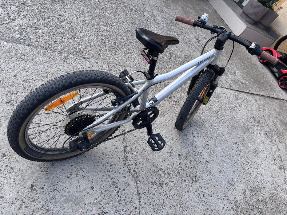 Bicicleta copii Scott Scale 20 argintiu