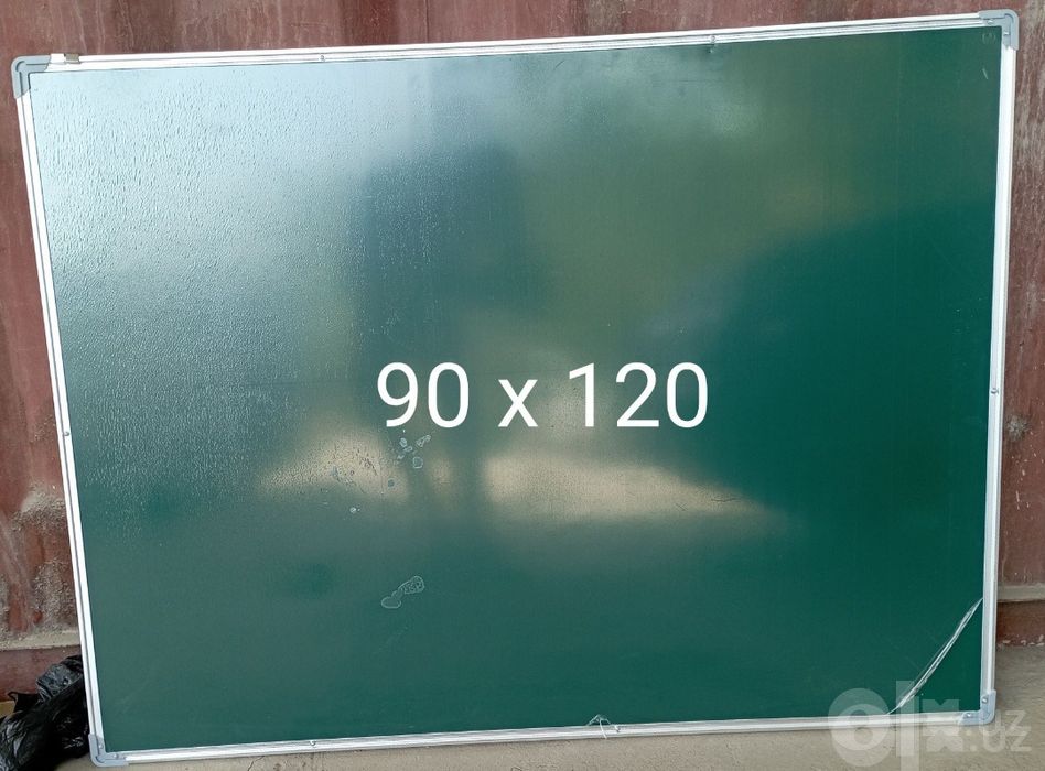 Doskalar markerli va oyoqli