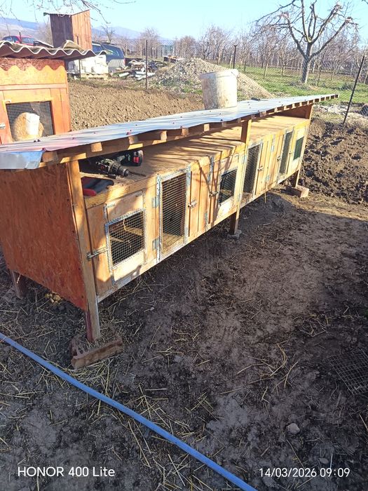 Cușcă iepuri cu 3 compartimente