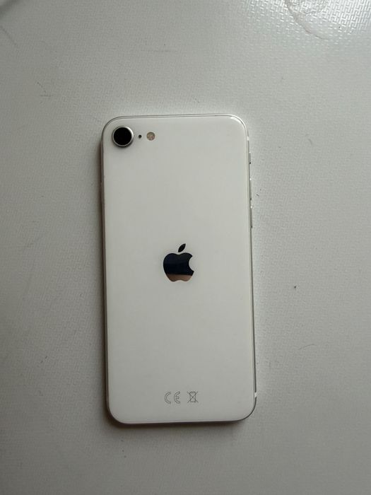 Iphone se 2020, 64 гб с коробкой