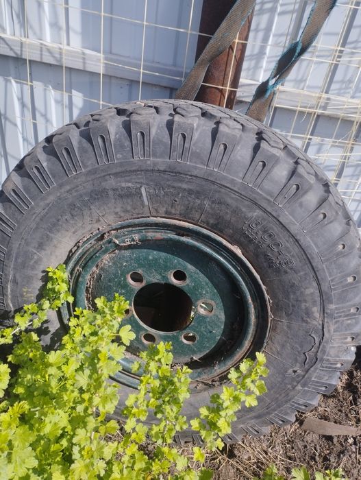 Продам  колеса на УАЗ
