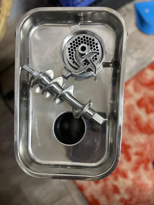 Мясорубка промышленная