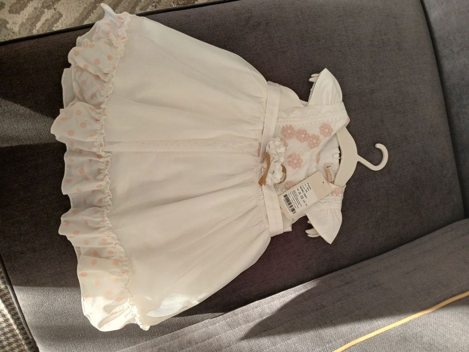 Бебешка официална рокля 18 - 24 м.