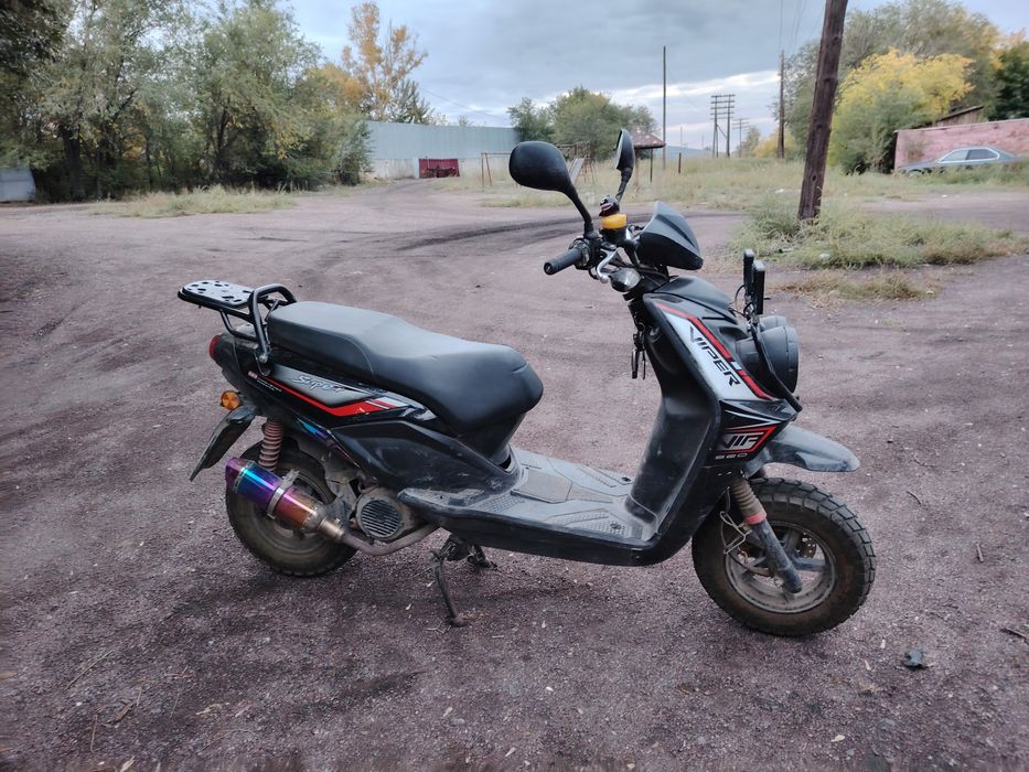 Продаю скутер Viper 150