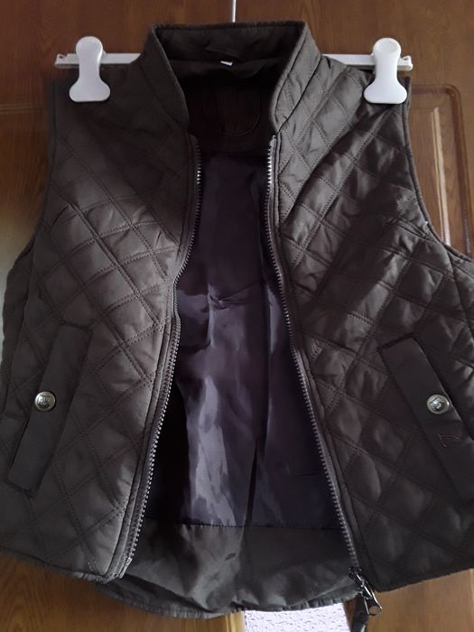 Vând Vestă Dama Mărimea S