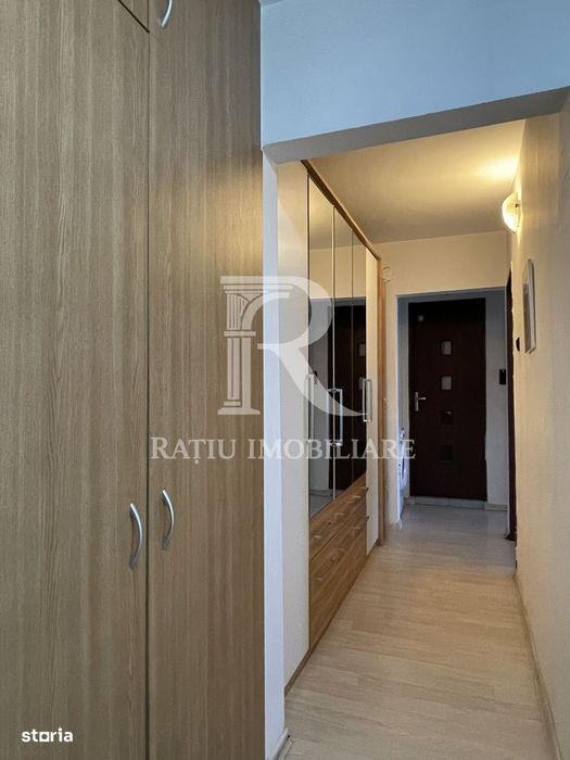 Apartament cu 3 camere | Echipe de muncitori | Rogerius | Oradea