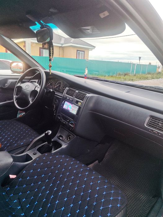 Toyota Carina E продам