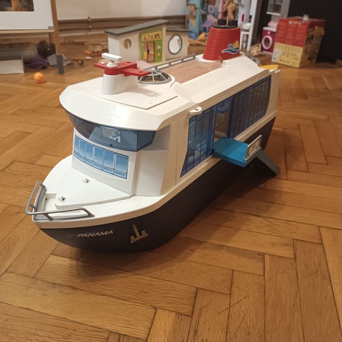 Пасажерски кораб Playmobil