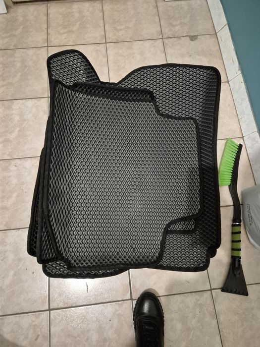 Ева полики на Jetour x50