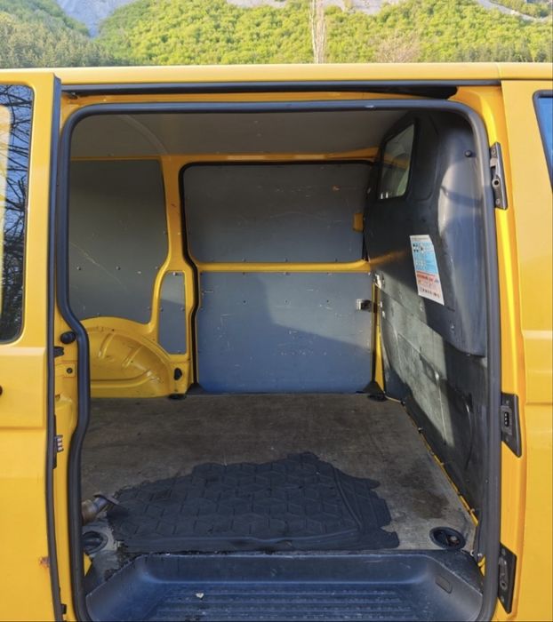 Vand Wolkswagen transporter T5