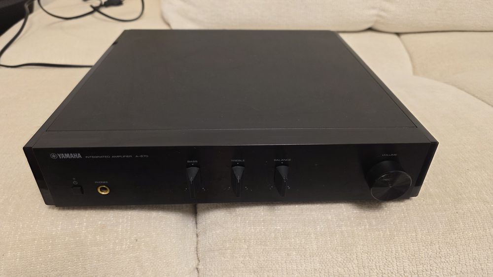 Yamaha A-670 integrat