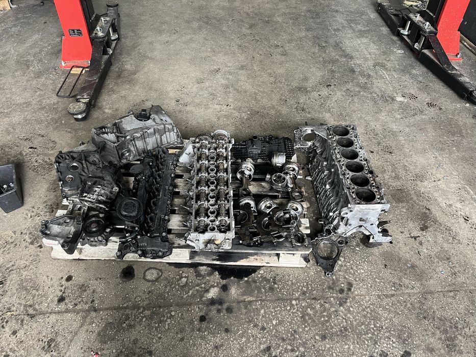Двигател бмв 3.5д 286 на части ( dvigatel bmw 3.5d 286 na chasti )
