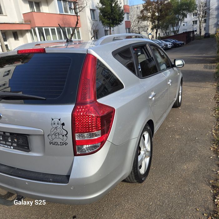 Vând KiA Ceed benzina