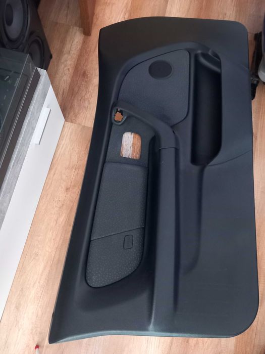 Салон за E36 Compact и много други дреболии