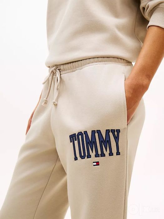 Продам спортивный костюм от бренда Tommy Hilfiger