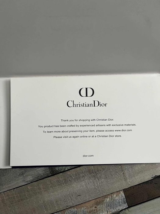 Dior b30.                    .