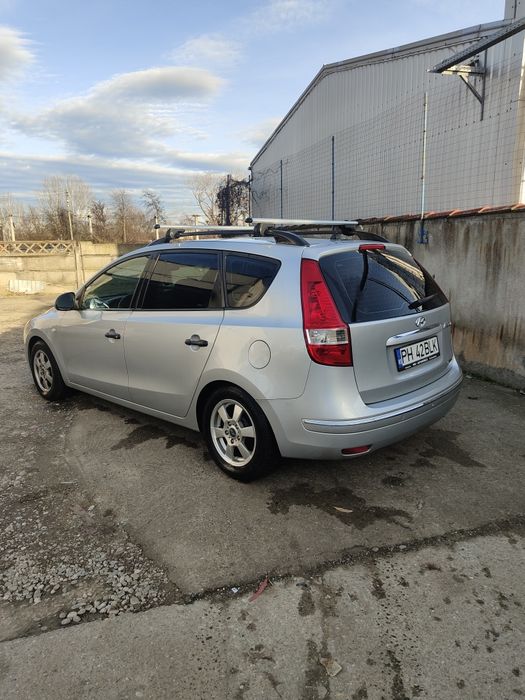 HYUNDAI i30 2009 — imagine 4