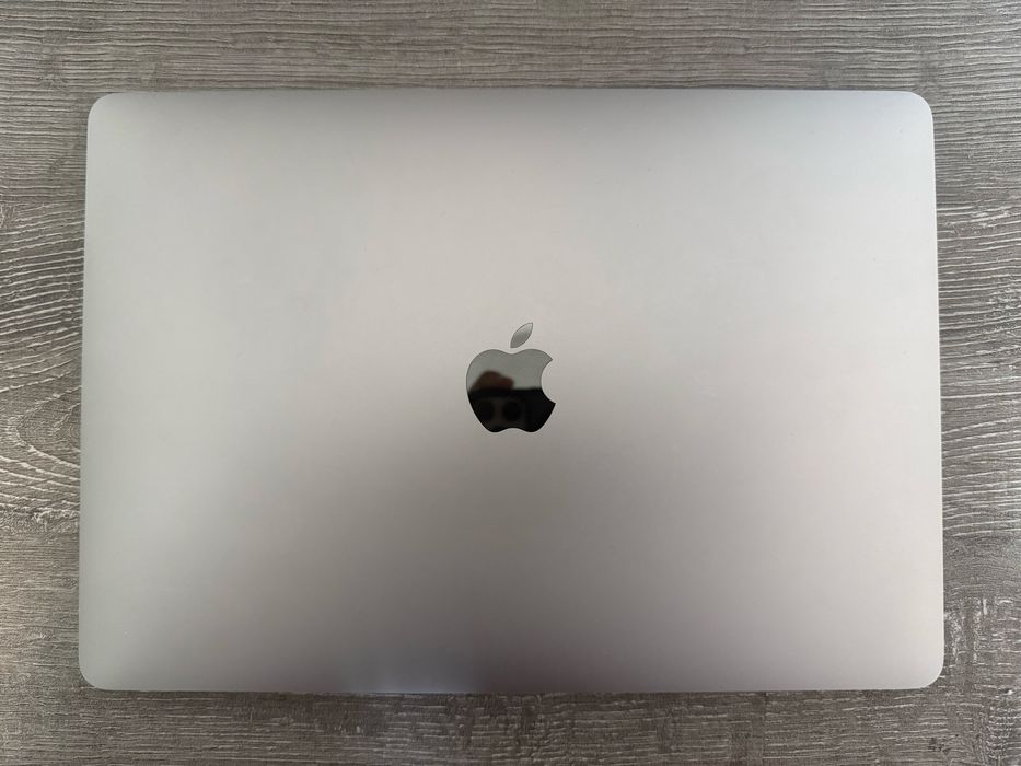 2019 Macbook Air 8/128