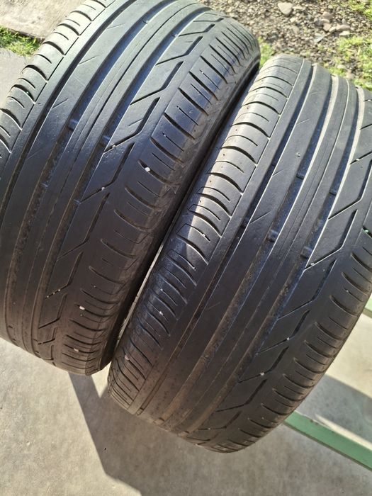 2 Anvelope de vară 225 55 r17 Bridgestone