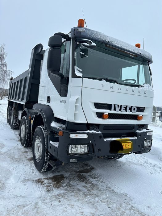 Iveco trakker 8x4  an 2012 EEV