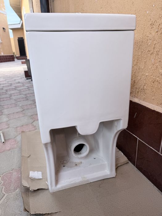 Унитаз монолитный
