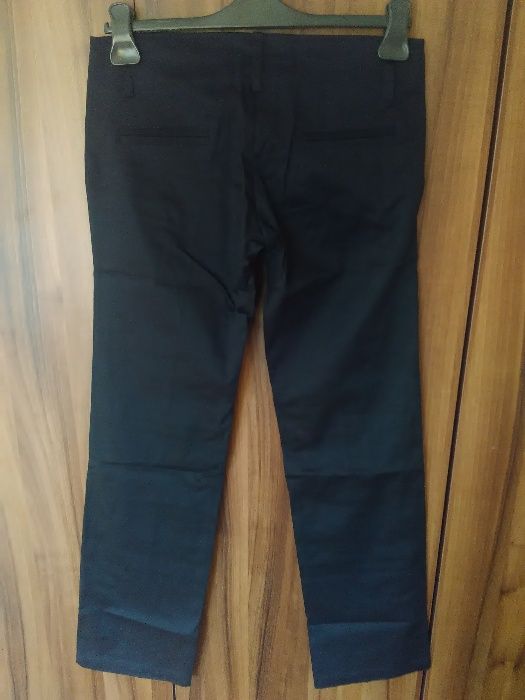 Красиви Дамски  Панталони в черно и бежово