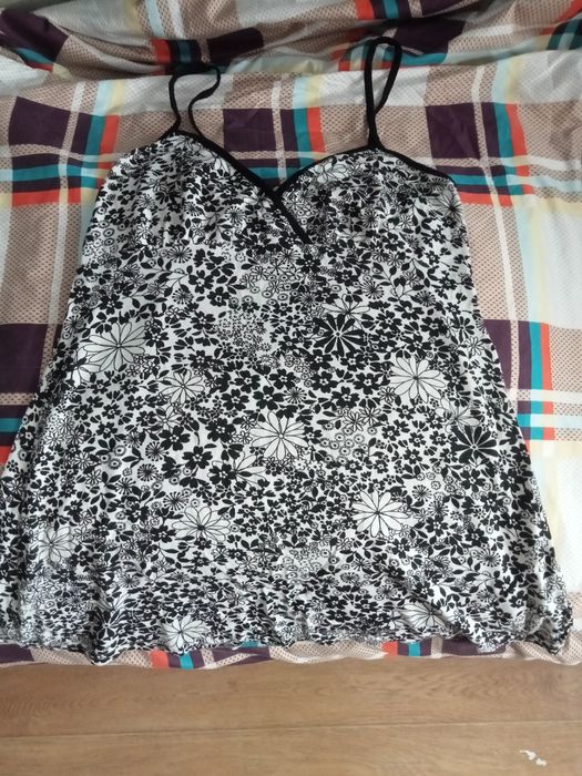 Кофточки в отличном состоянии 44 размеры