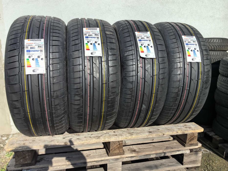 255/55/18 Ханкук ДОТ 2022 г - ЧИСТО НОВИ