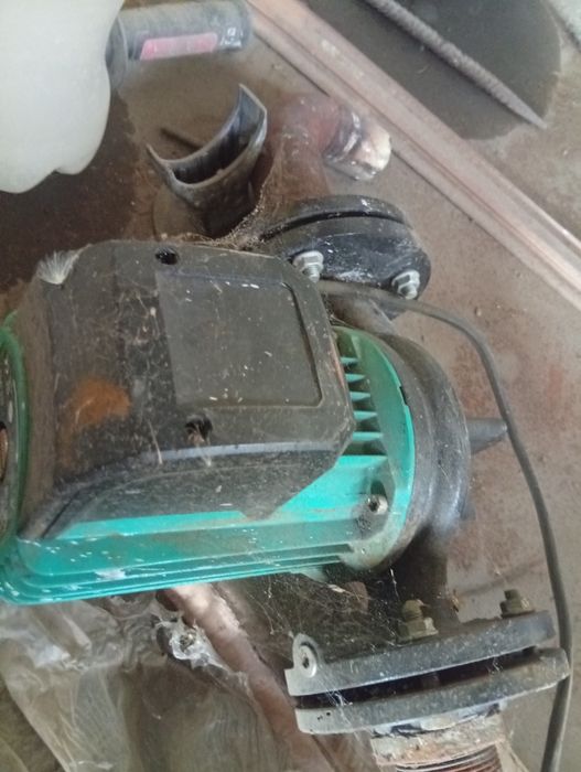 Продам церкуляционый матор отопление