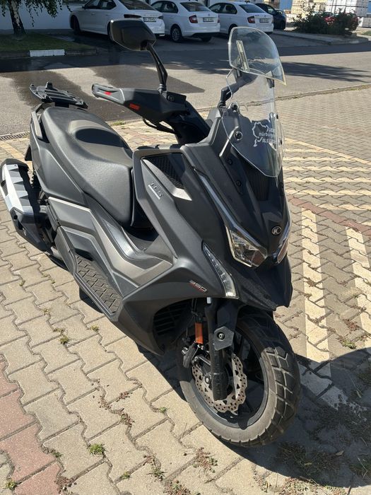 Vand maxiscuter Kymco DTX 360
