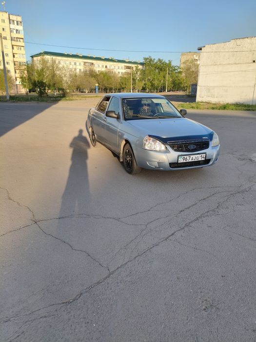Продам Приору на полном ходу